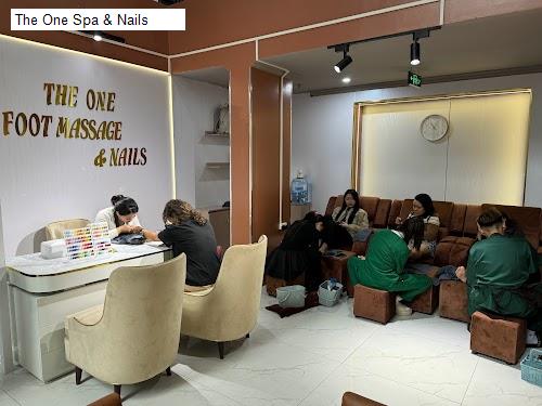 Nội thât The One Spa & Nails