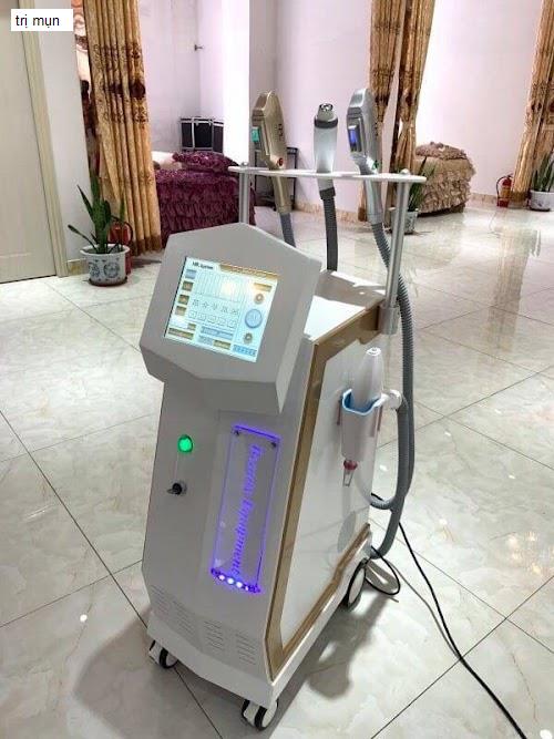 Vệ sinh trị mụn